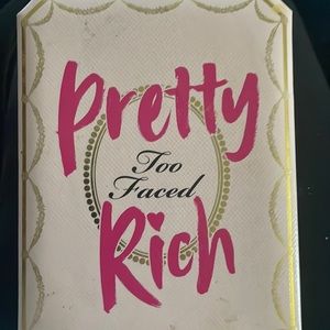 Too faced pretty rich eyeshadow palette